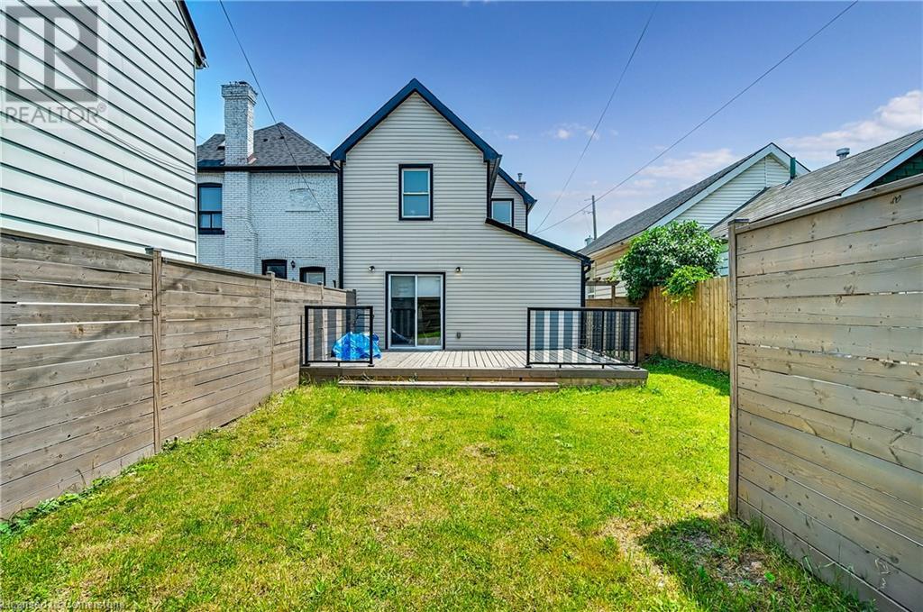 221 Rosslyn Avenue N, Hamilton, Ontario  L8L 7P8 - Photo 34 - 40741744