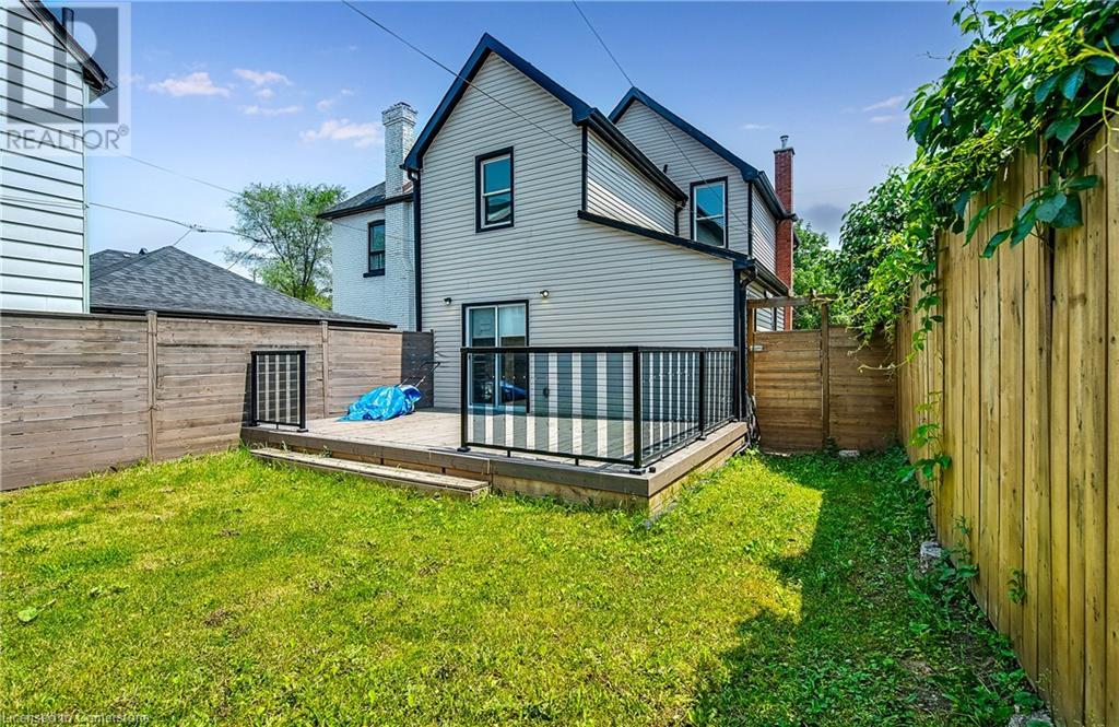 221 Rosslyn Avenue N, Hamilton, Ontario  L8L 7P8 - Photo 35 - 40741744