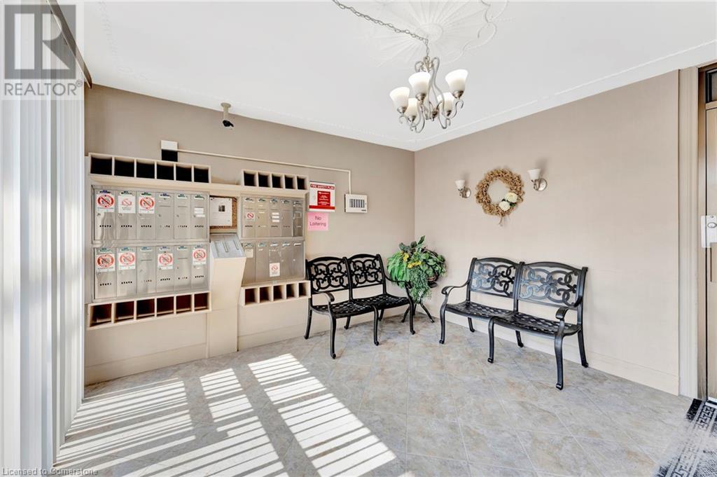 944 Caledonian View Unit# 405, Cambridge, Ontario  N3H 1A5 - Photo 3 - 40741775