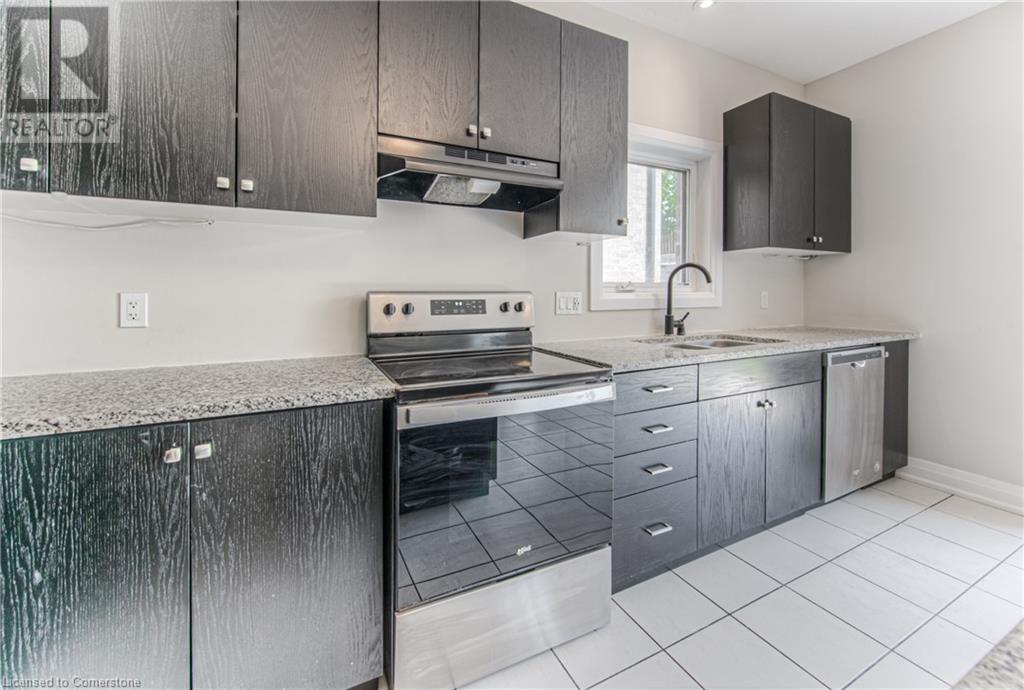 132 Ridgemount Street, Kitchener, Ontario  N2P 0K4 - Photo 13 - 40741664