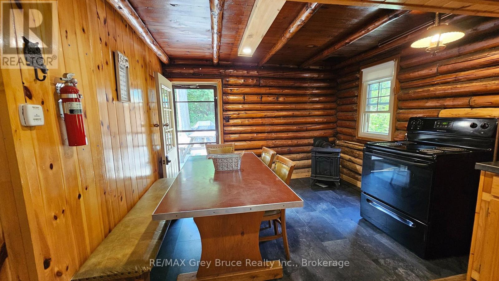 18 Stokes River Road, Northern Bruce Peninsula, Ontario  N0H 2M0 - Photo 14 - X12224684