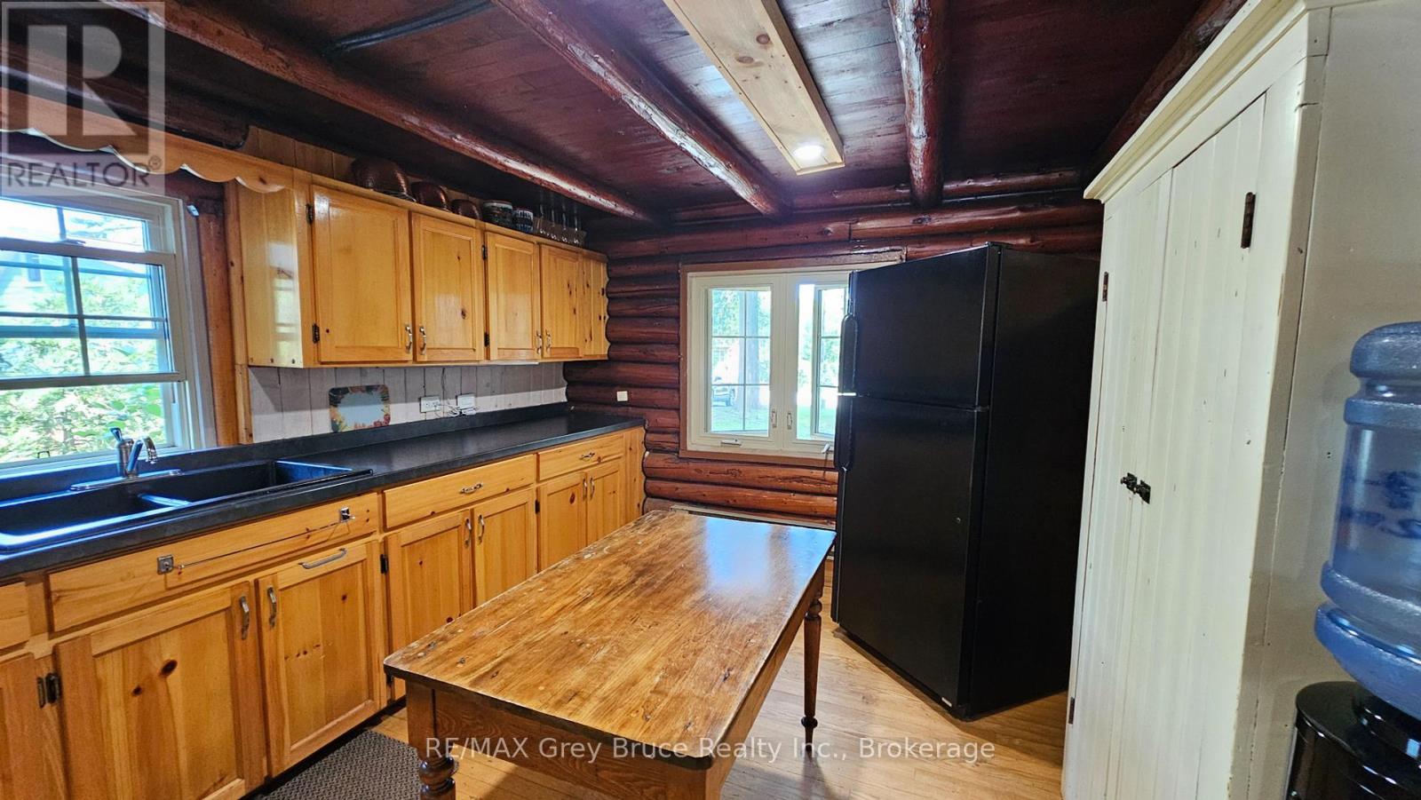 18 Stokes River Road, Northern Bruce Peninsula, Ontario  N0H 2M0 - Photo 15 - X12224684