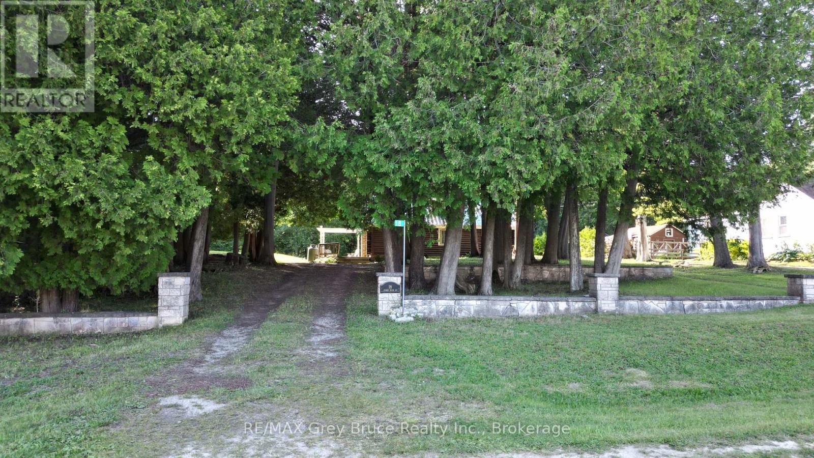 18 Stokes River Road, Northern Bruce Peninsula, Ontario  N0H 2M0 - Photo 3 - X12224684
