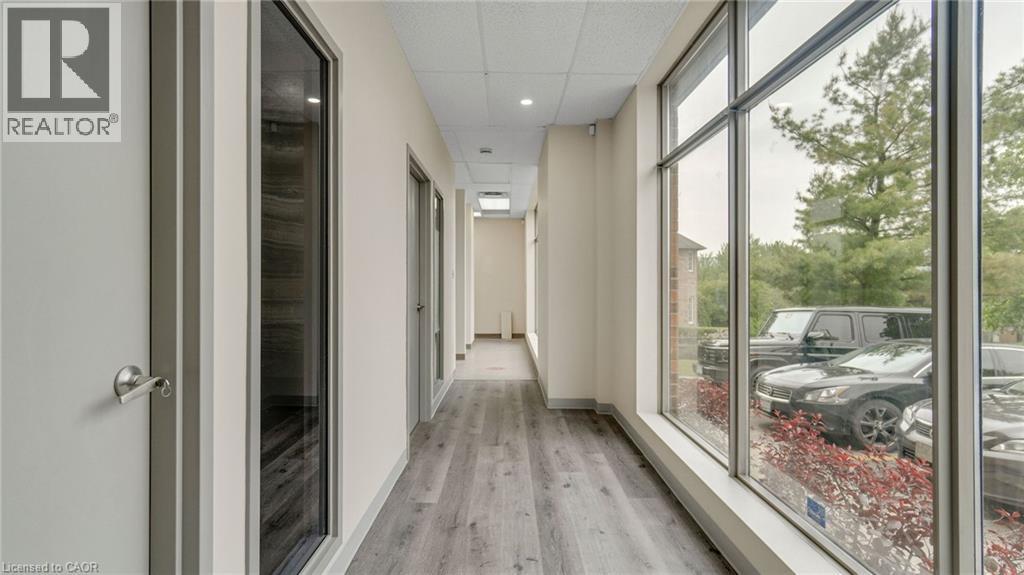 2 Castlewood Boulevard Unit# 12, Dundas, Ontario  L9H 7M8 - Photo 10 - 40741937