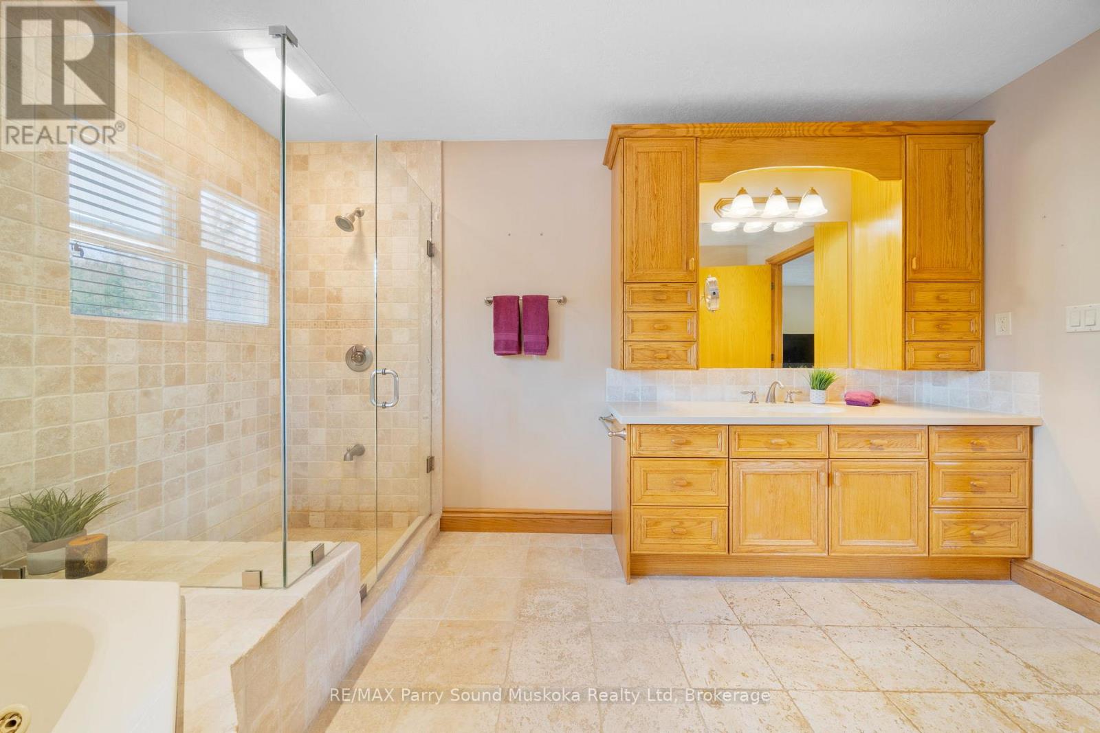 217 South Shore Road, The Archipelago, Ontario  P0G 1K0 - Photo 36 - X12224735