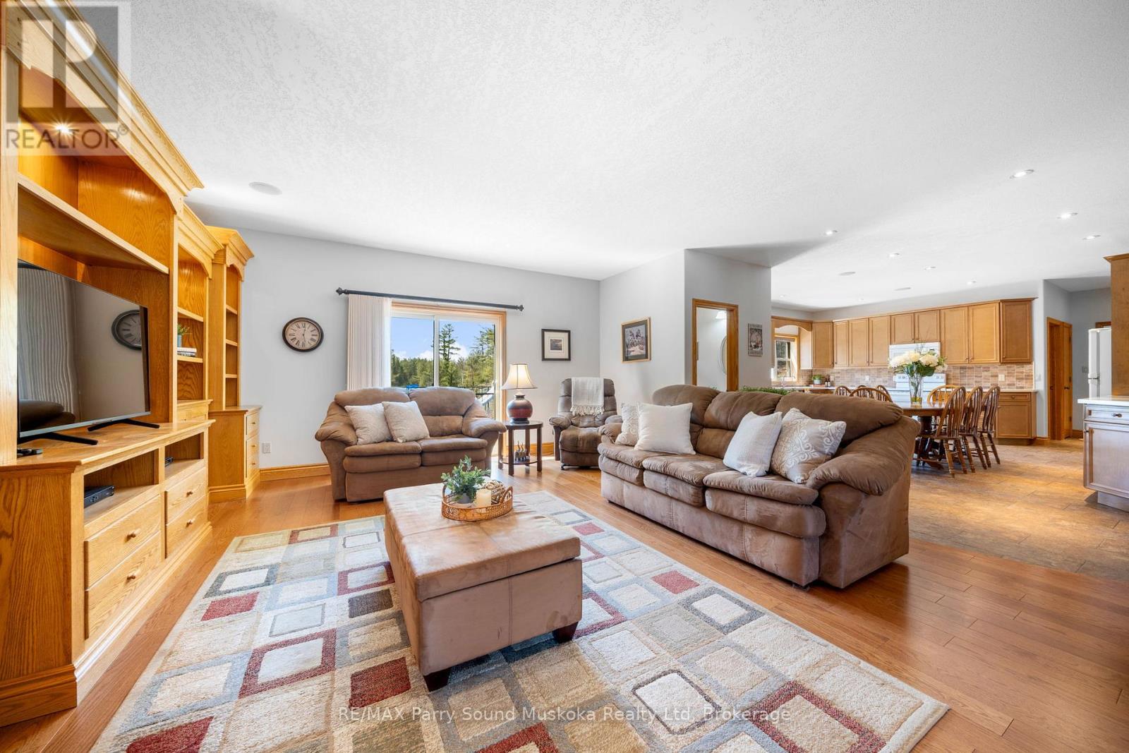 217 South Shore Road, The Archipelago, Ontario  P0G 1K0 - Photo 13 - X12224744