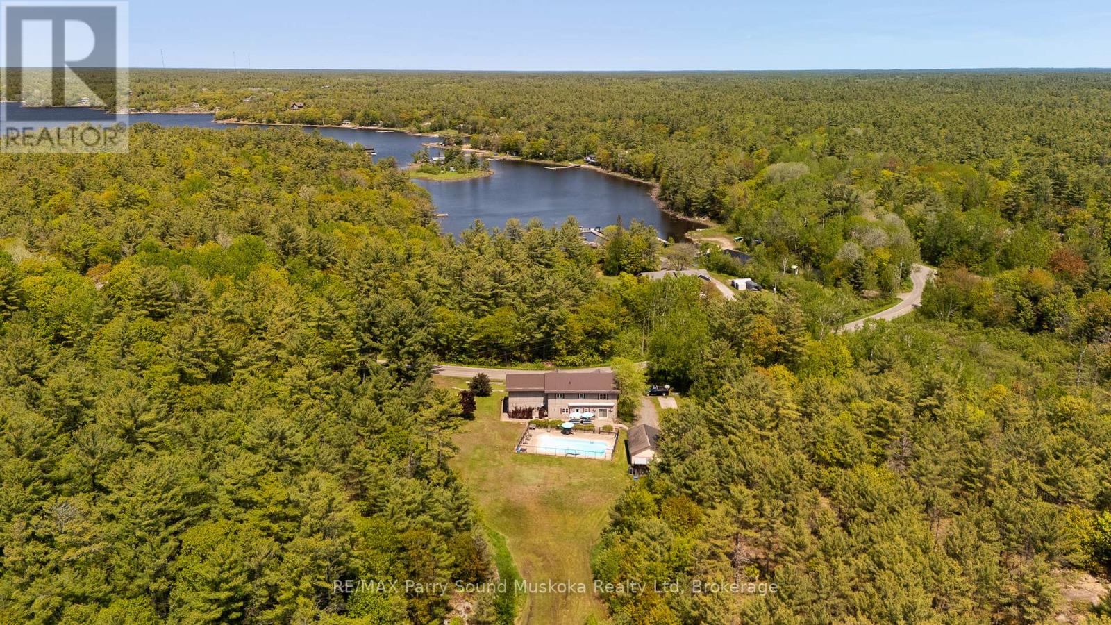 217 South Shore Road, The Archipelago, Ontario  P0G 1K0 - Photo 3 - X12224744