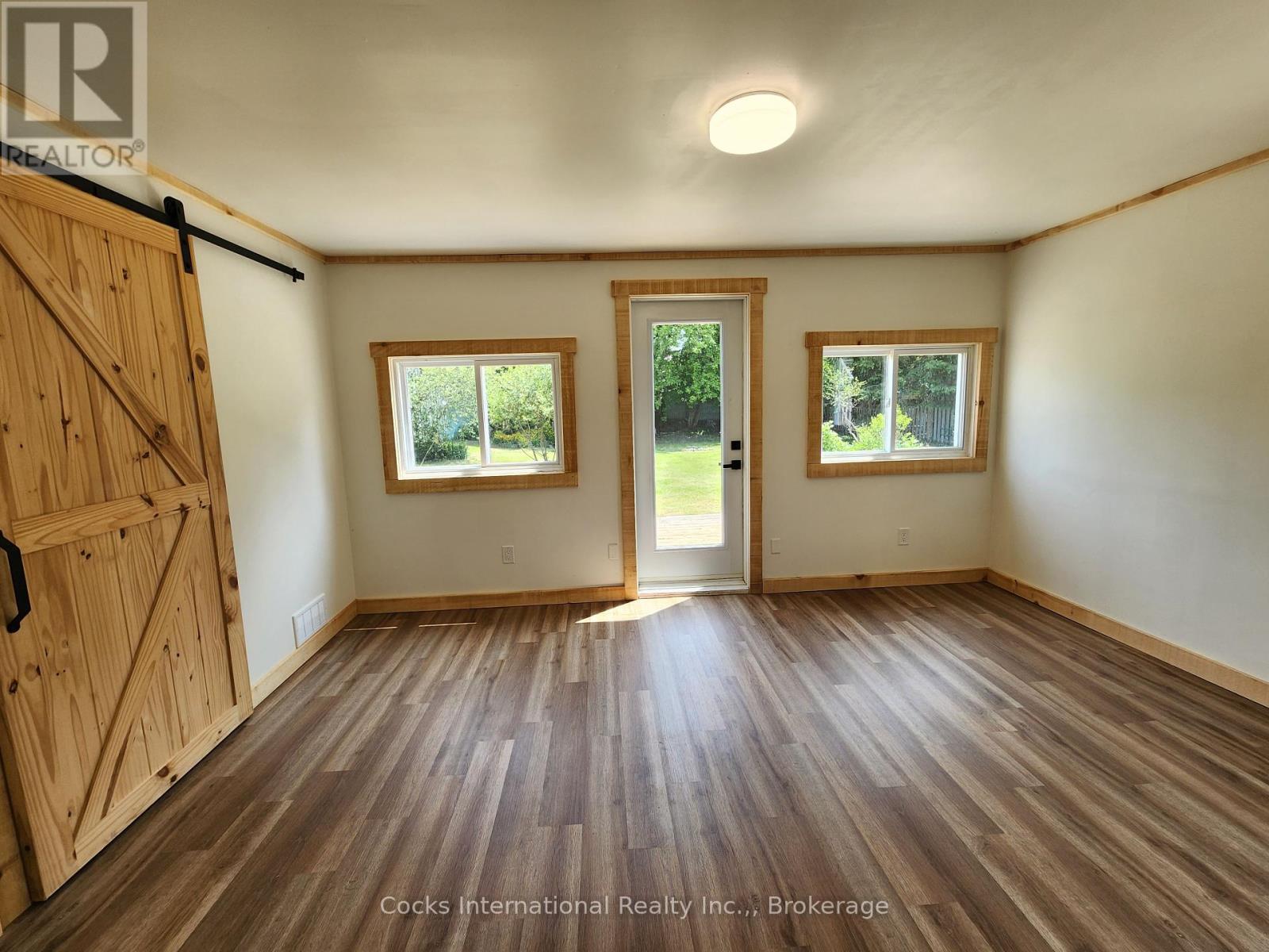 13 Main Street, Sundridge, Ontario  P0A 1Z0 - Photo 34 - X12224960
