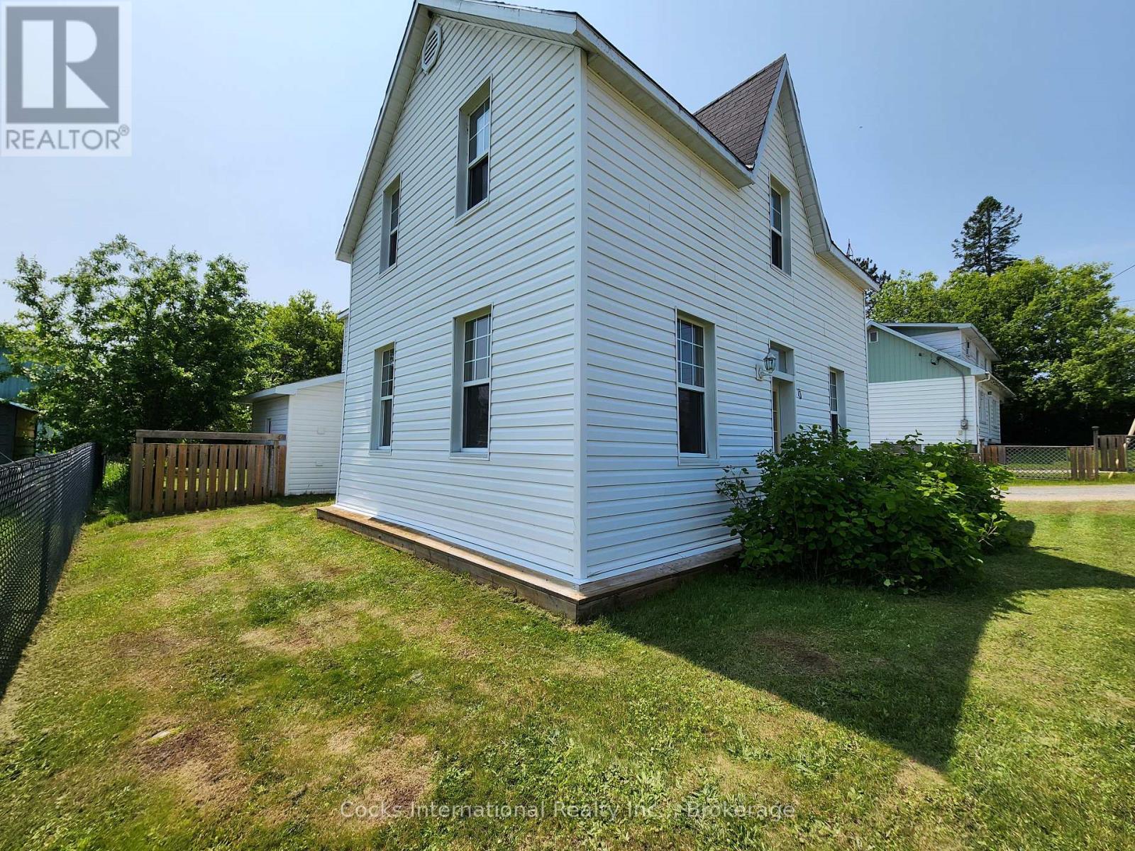 13 Main Street, Sundridge, Ontario  P0A 1Z0 - Photo 45 - X12224960