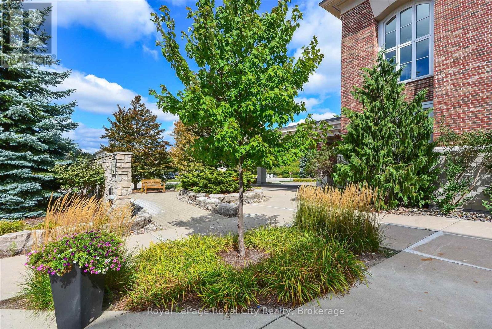 112 - 71 Bayberry Drive, Guelph, Ontario  N1G 5K9 - Photo 3 - X12224982