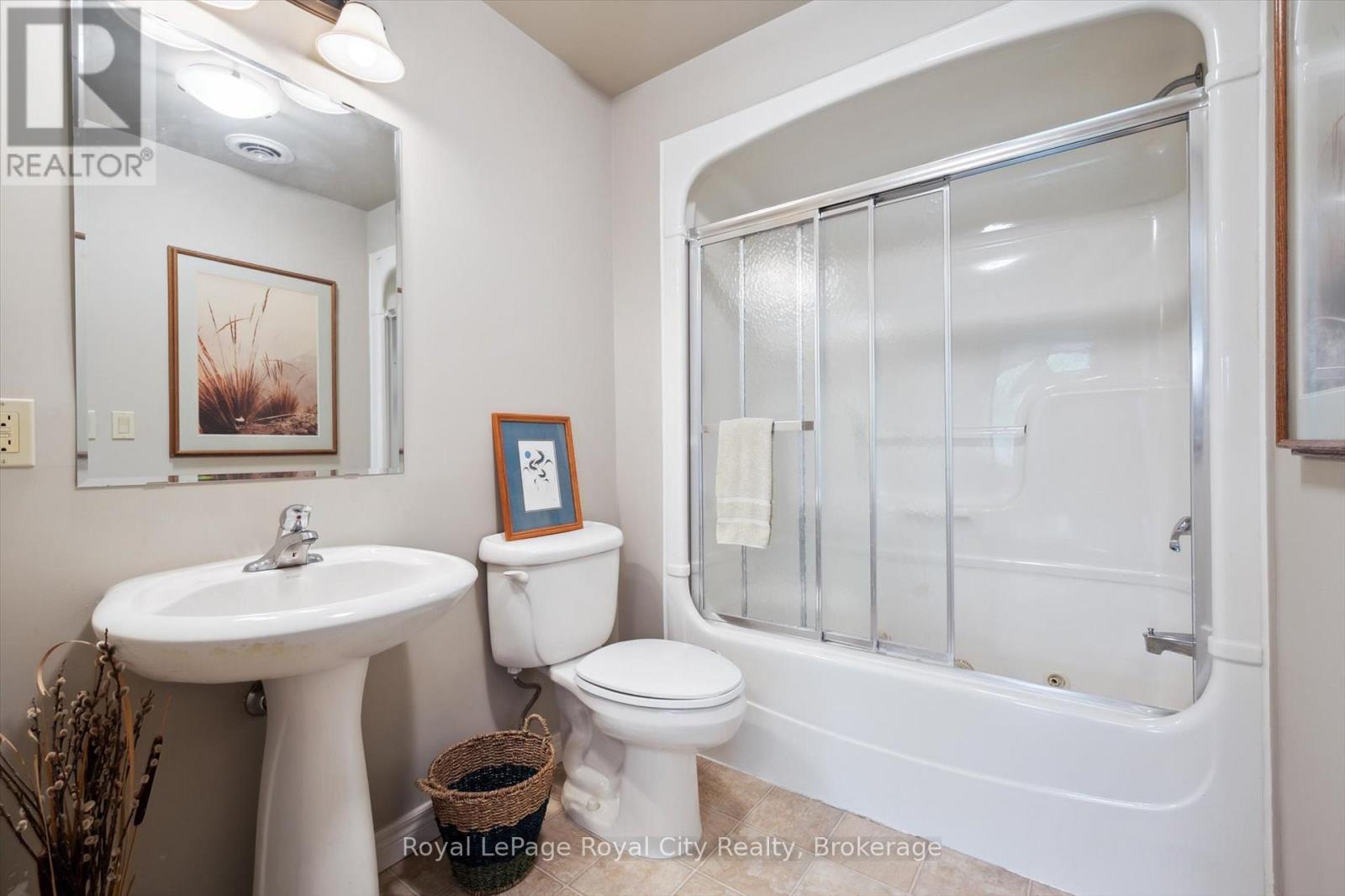 112 - 71 Bayberry Drive, Guelph, Ontario  N1G 5K9 - Photo 49 - X12224982