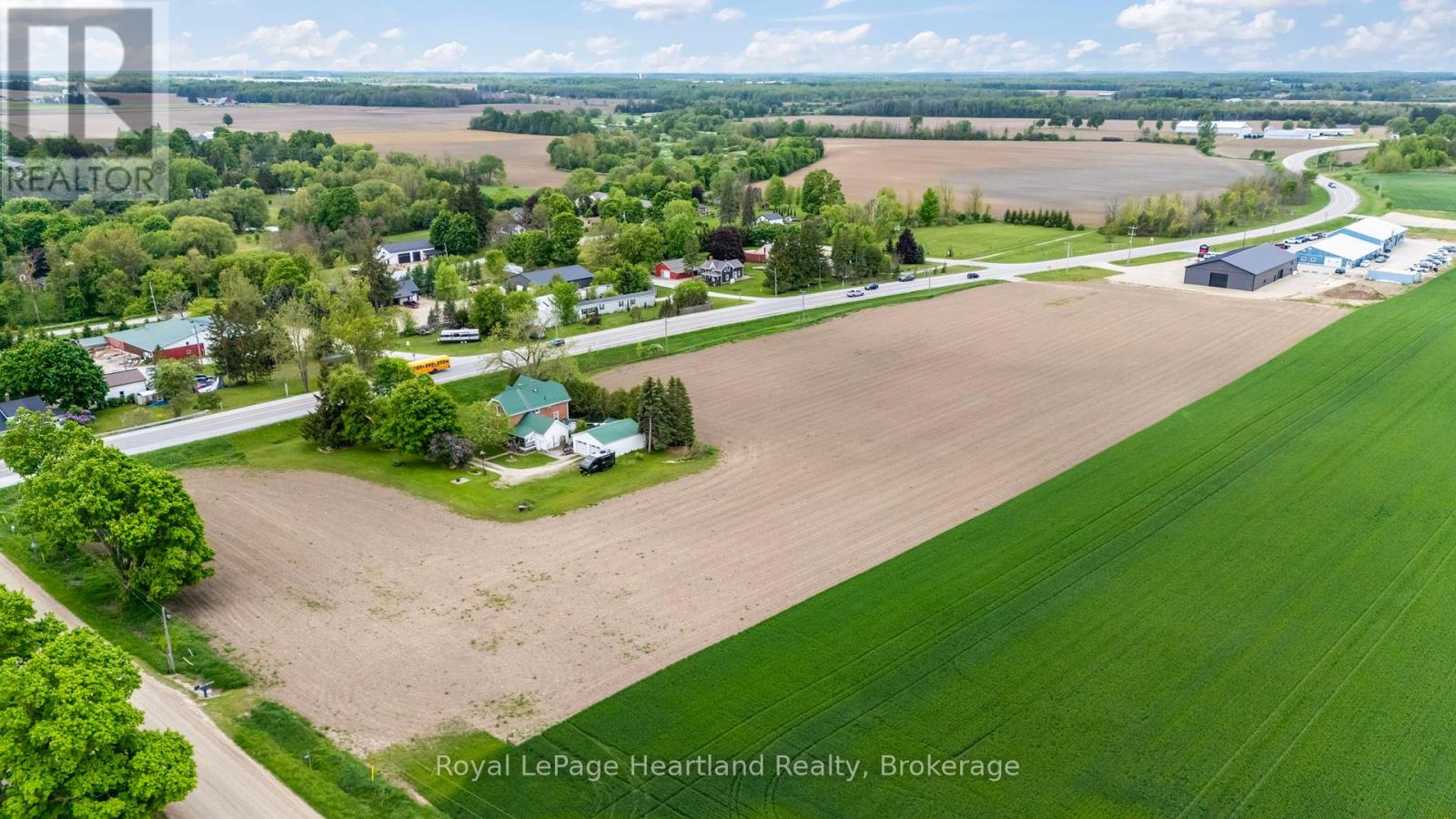 82907 Gorrie Line, Howick, Ontario  N0G 1X0 - Photo 7 - X12225017