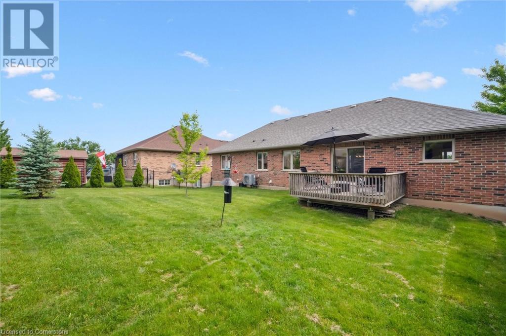 621 Munich Circle, Waterloo, Ontario  N2V 2L6 - Photo 38 - 40739980