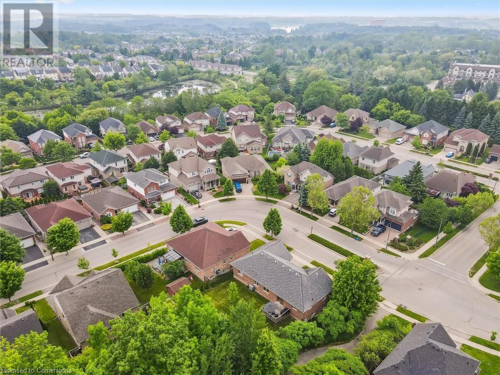 621 Munich Circle, Waterloo, Ontario  N2V 2L6 - Photo 45 - 40739980