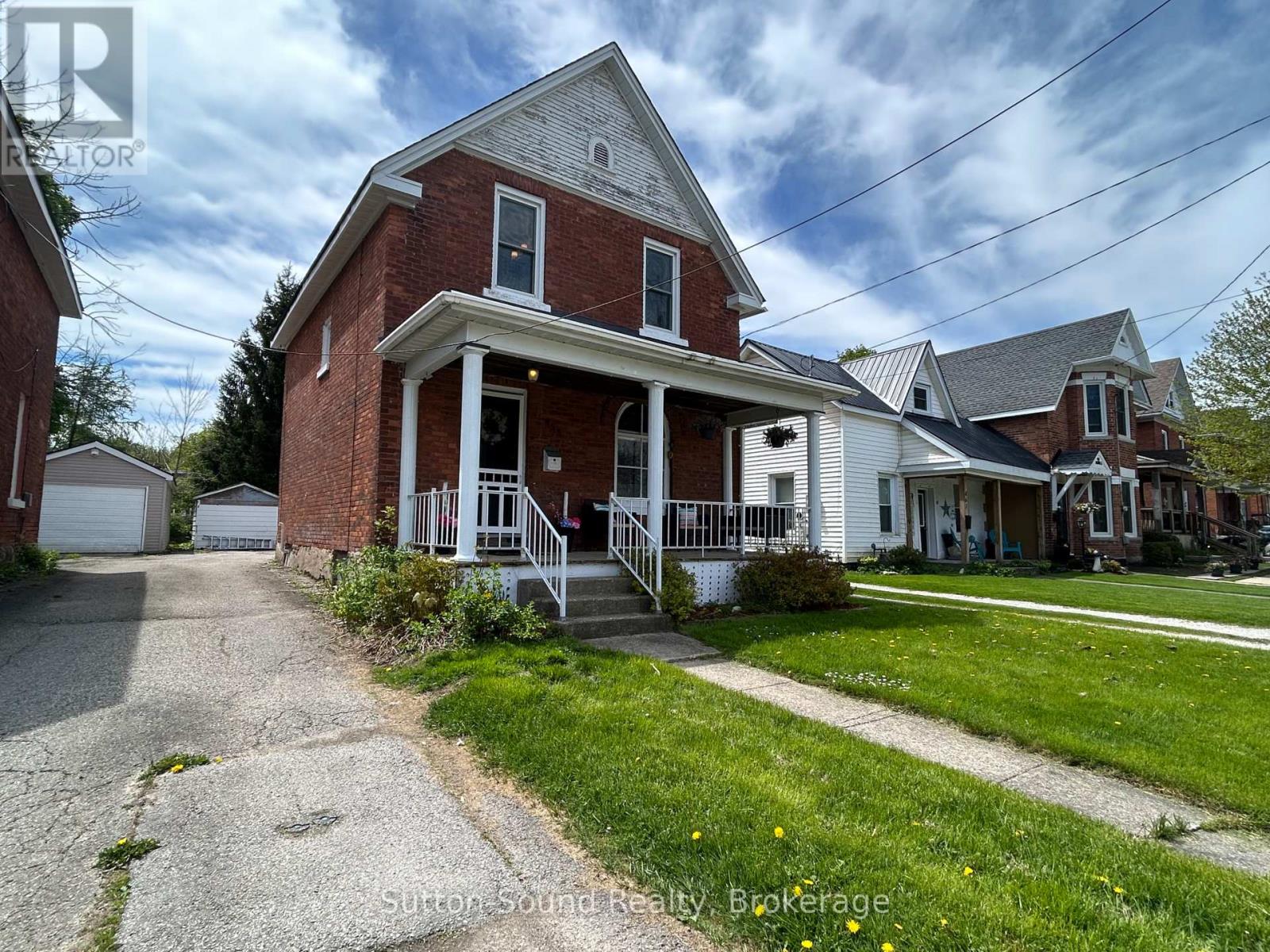455 13th St A W, Owen Sound, Ontario  N4K 3X3 - Photo 3 - X12225280