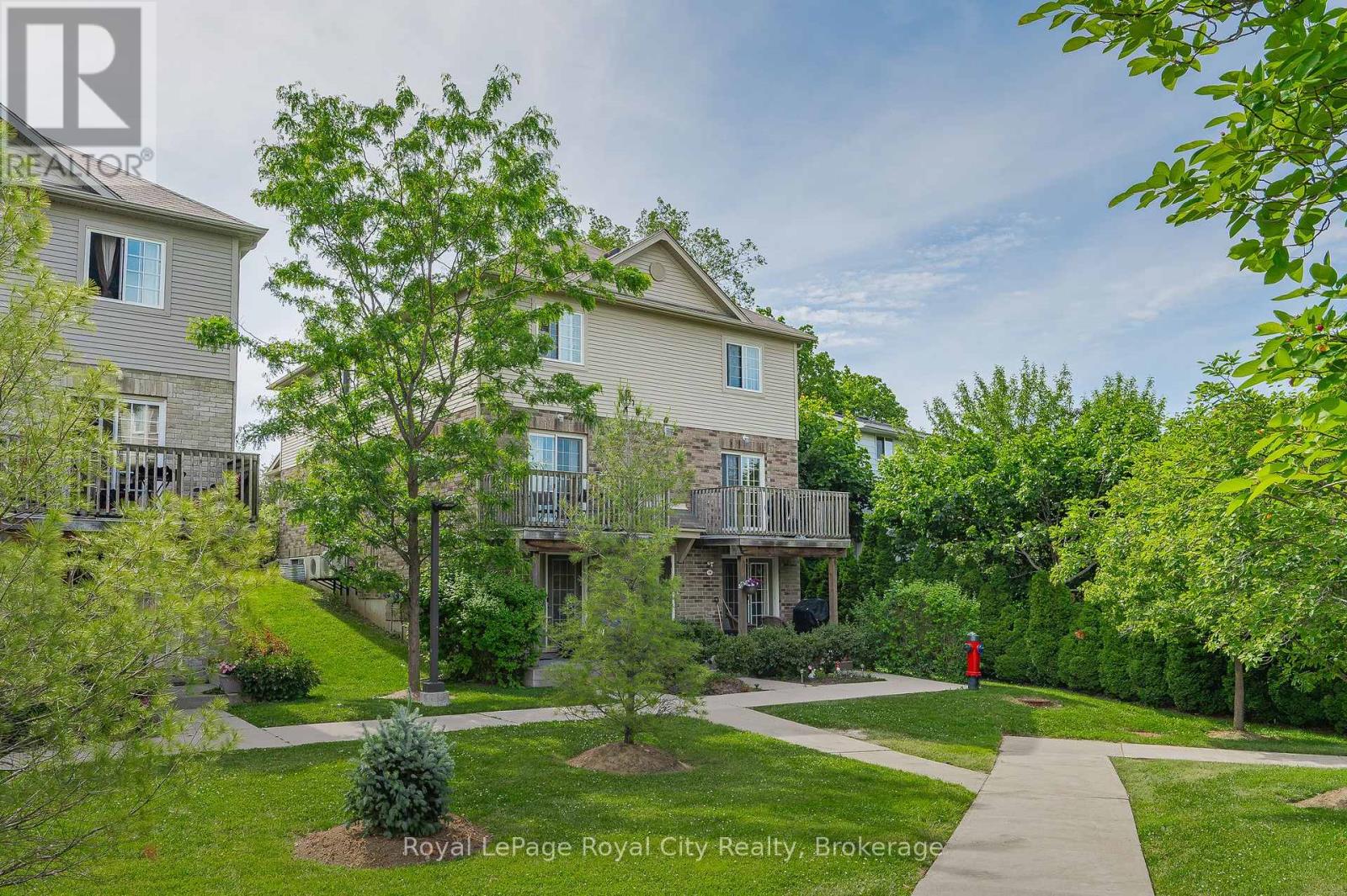 14 - 35 MOUNTFORD DRIVE, Guelph, Ontario