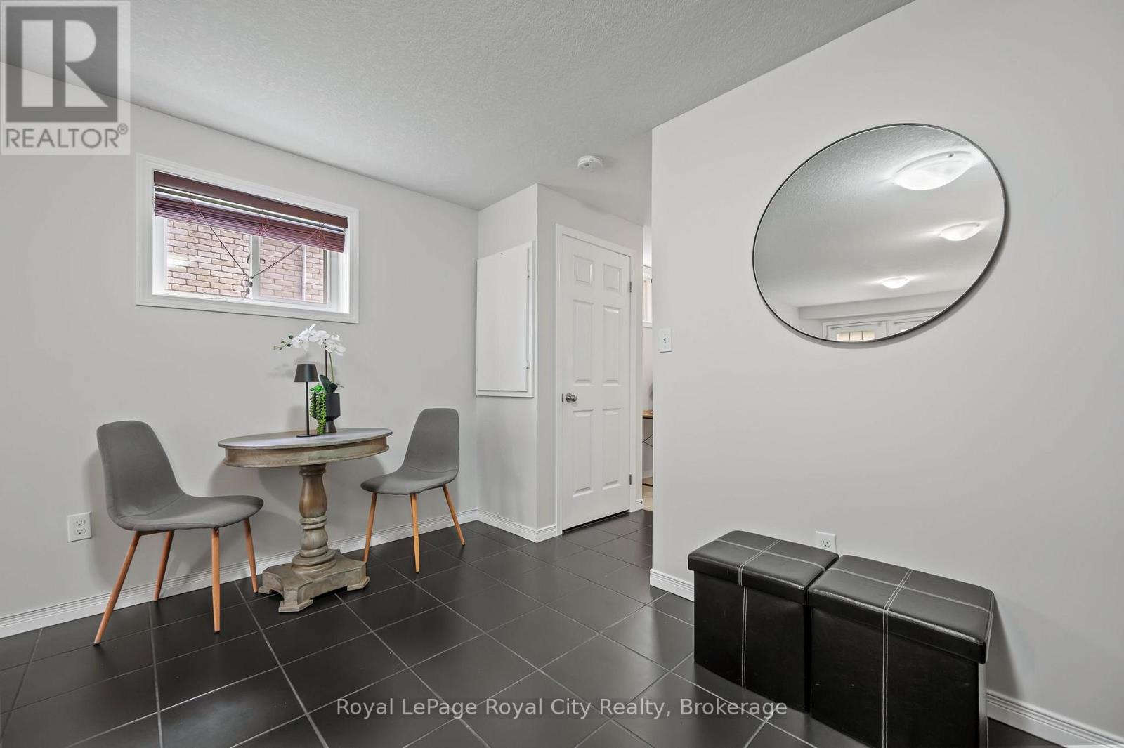 14 - 35 Mountford Drive, Guelph, Ontario  N1E 0G6 - Photo 13 - X12225319