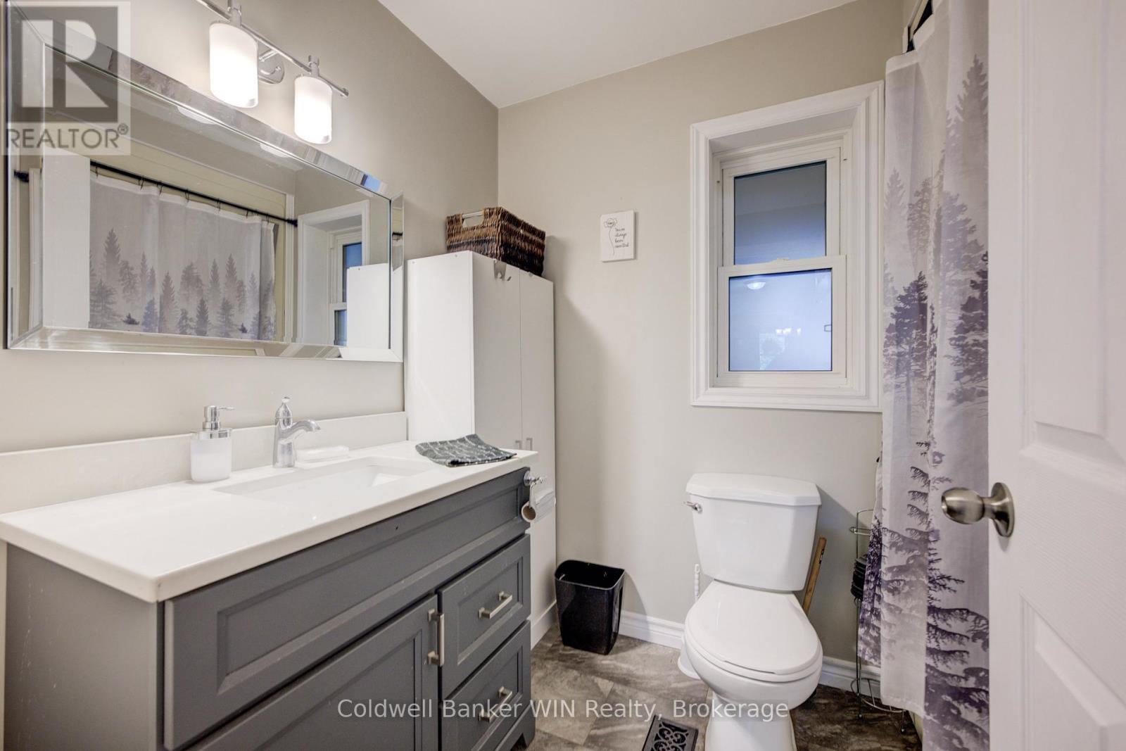 150 Normanby Street N, Wellington North, Ontario  N0G 2L1 - Photo 18 - X12225321