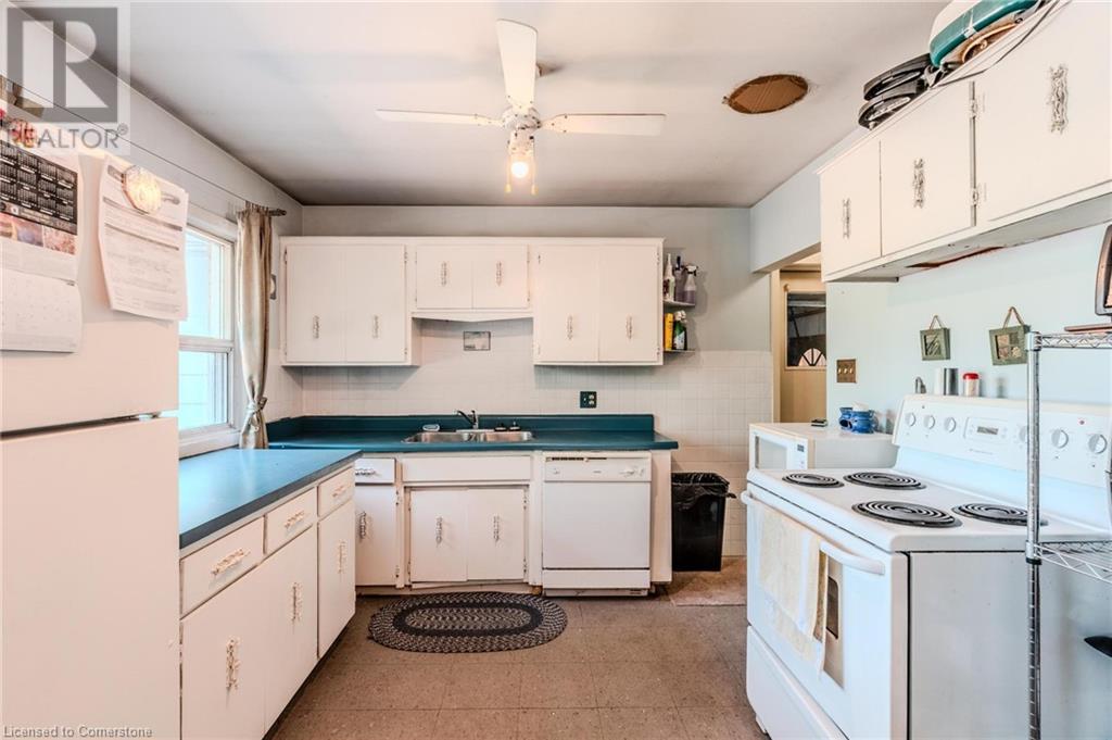 173 Westmount Road E, Kitchener, Ontario  N2M 4Y6 - Photo 2 - 40741646