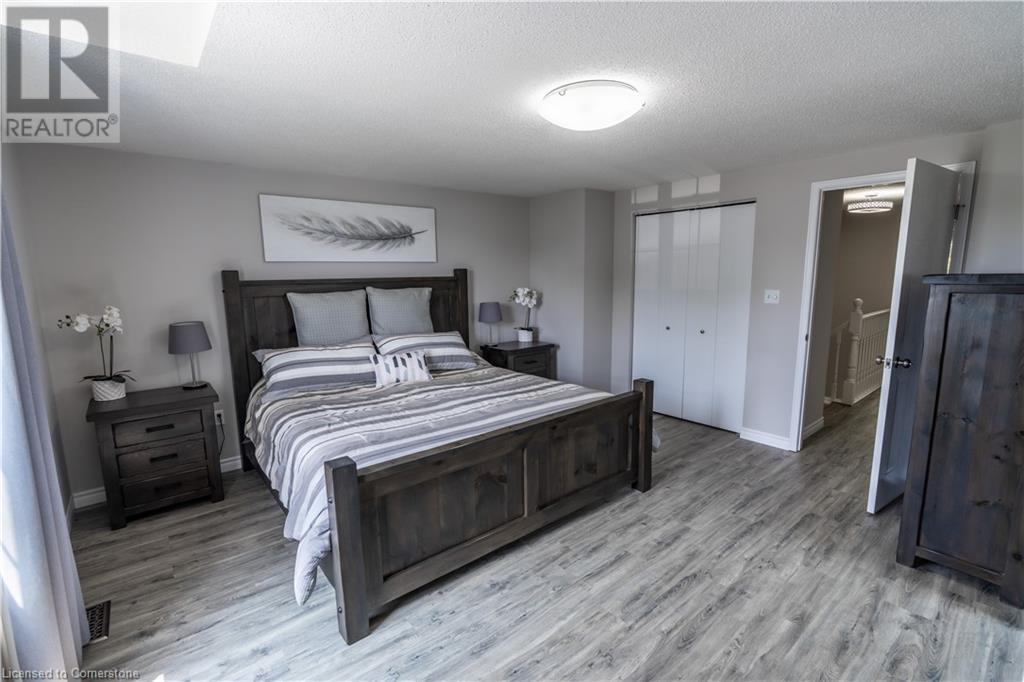 512 Mayflower Street, Waterloo, Ontario  N2K 3Y7 - Photo 14 - 40741860
