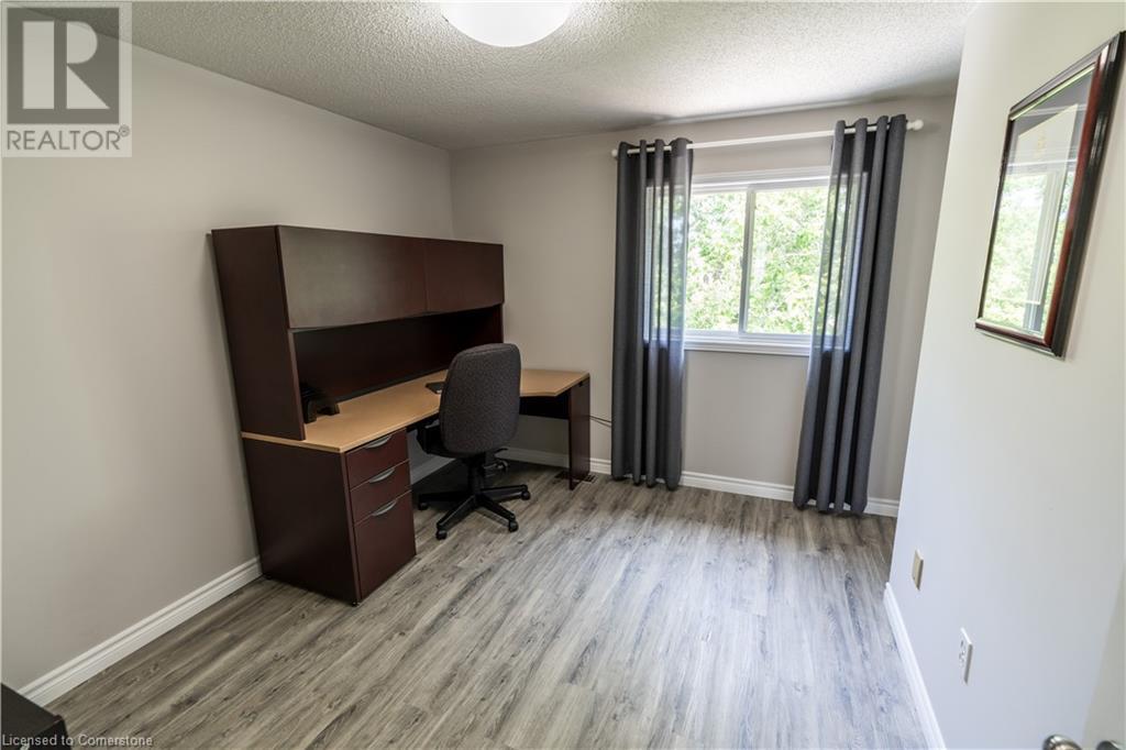 512 Mayflower Street, Waterloo, Ontario  N2K 3Y7 - Photo 19 - 40741860