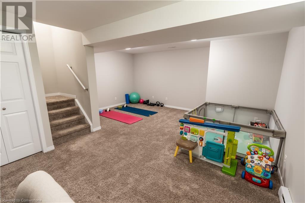 512 Mayflower Street, Waterloo, Ontario  N2K 3Y7 - Photo 21 - 40741860