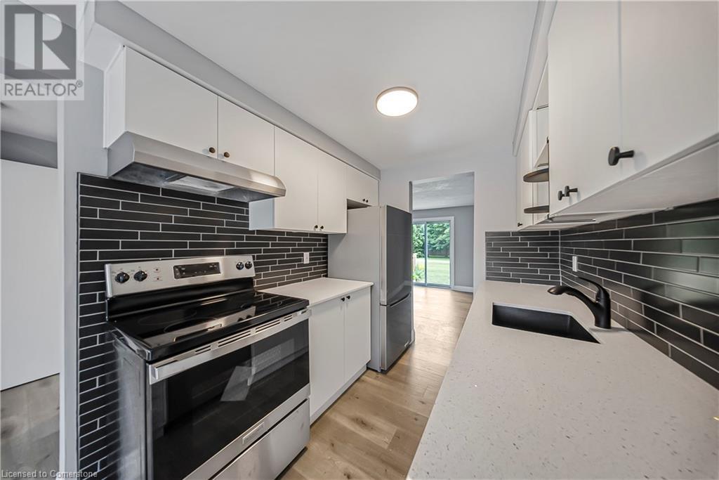 750 Erinbrook Drive Unit# 14, Kitchener, Ontario  N2E 2S7 - Photo 11 - 40730804