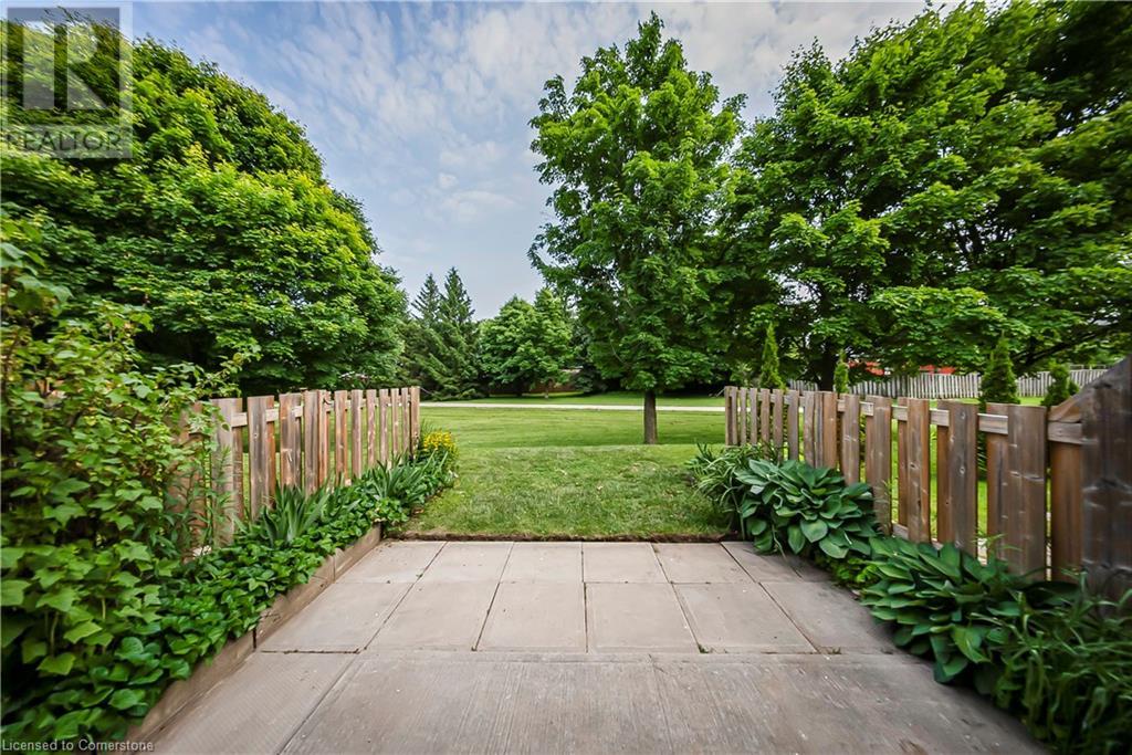 750 Erinbrook Drive Unit# 14, Kitchener, Ontario  N2E 2S7 - Photo 26 - 40730804