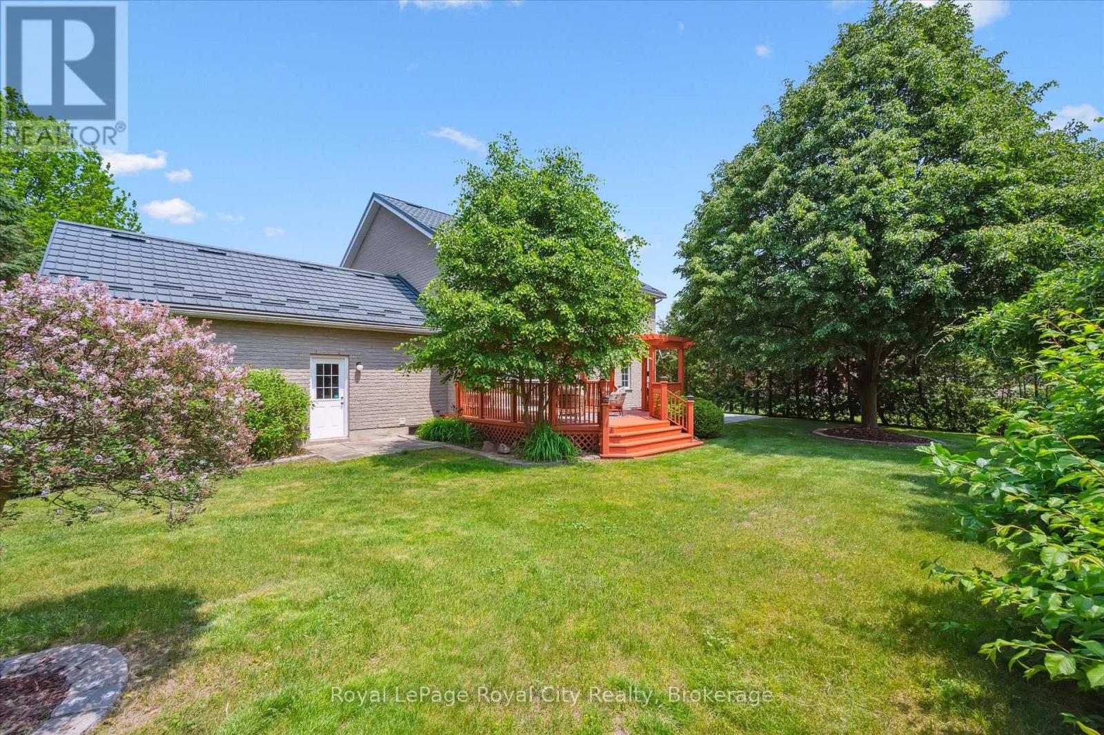 25 Jason Drive, Guelph/eramosa, Ontario  N1E 0N3 - Photo 35 - X12225453