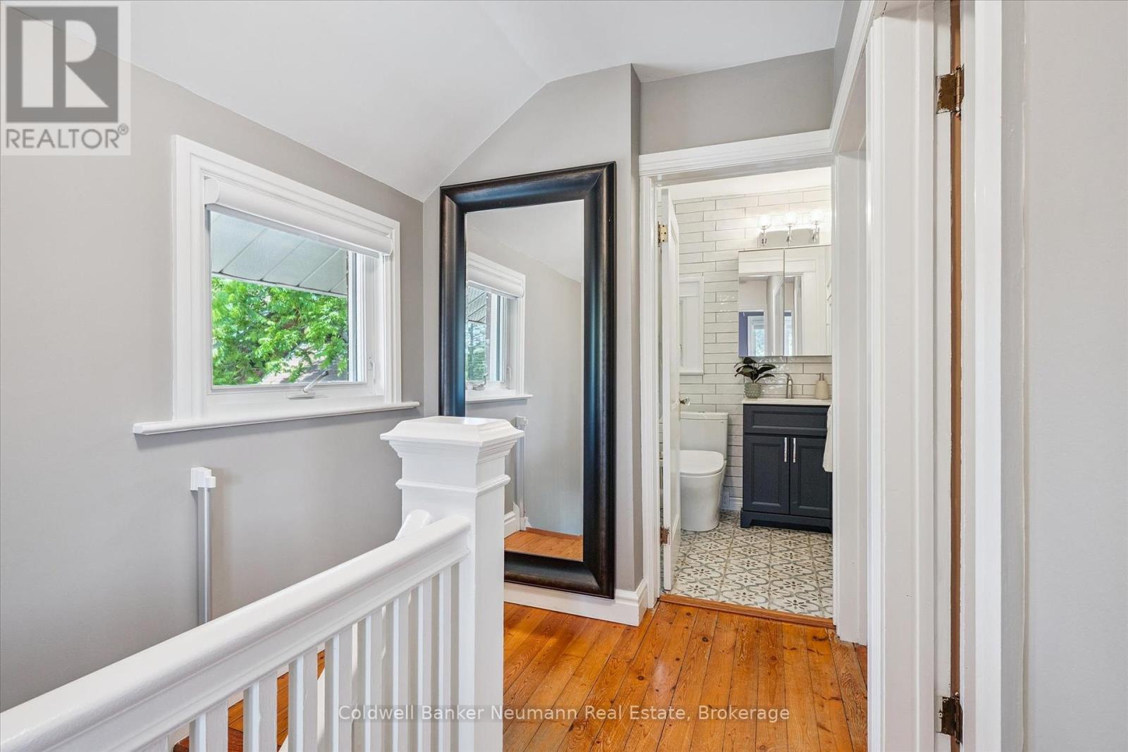 123 Exhibition Street, Guelph, Ontario  N1H 4R3 - Photo 13 - X12225468
