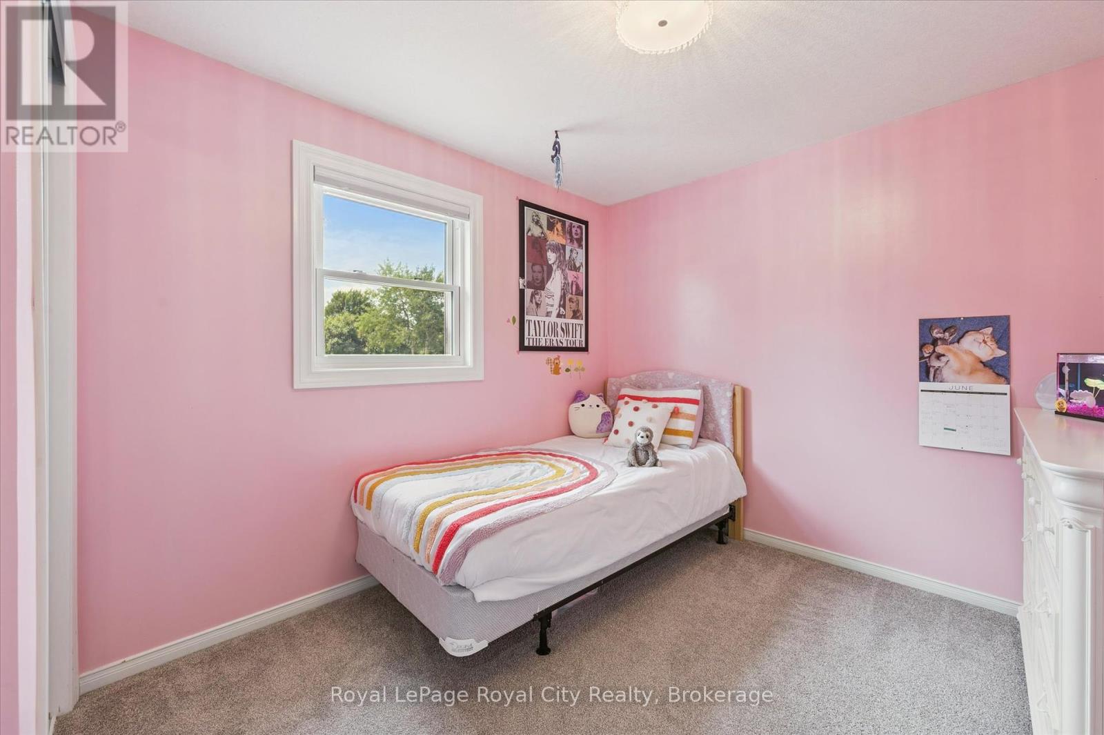 67 Inverness Drive, Guelph, Ontario  N1E 6E4 - Photo 11 - X12225491