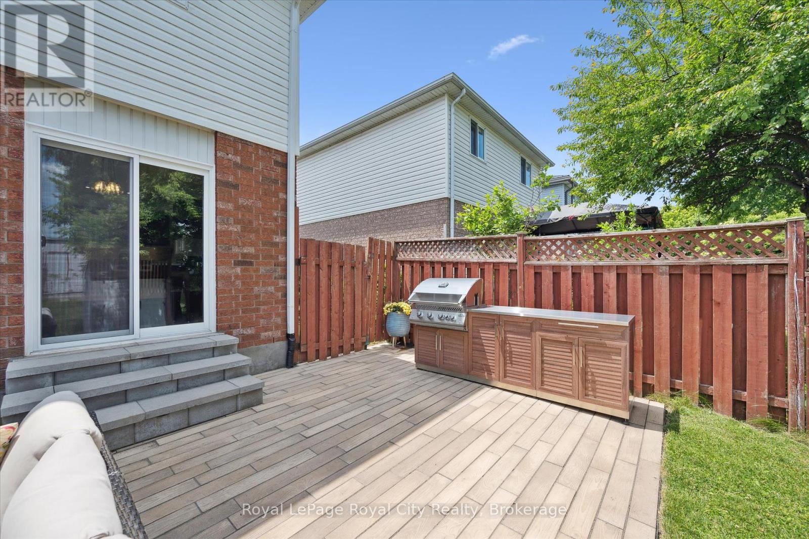67 Inverness Drive, Guelph, Ontario  N1E 6E4 - Photo 21 - X12225491