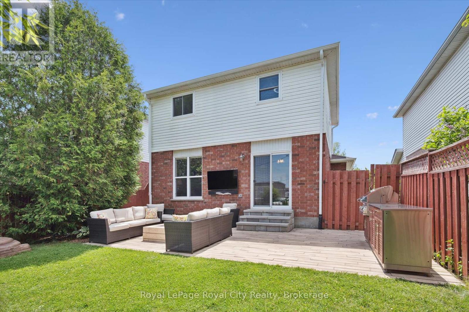 67 Inverness Drive, Guelph, Ontario  N1E 6E4 - Photo 26 - X12225491