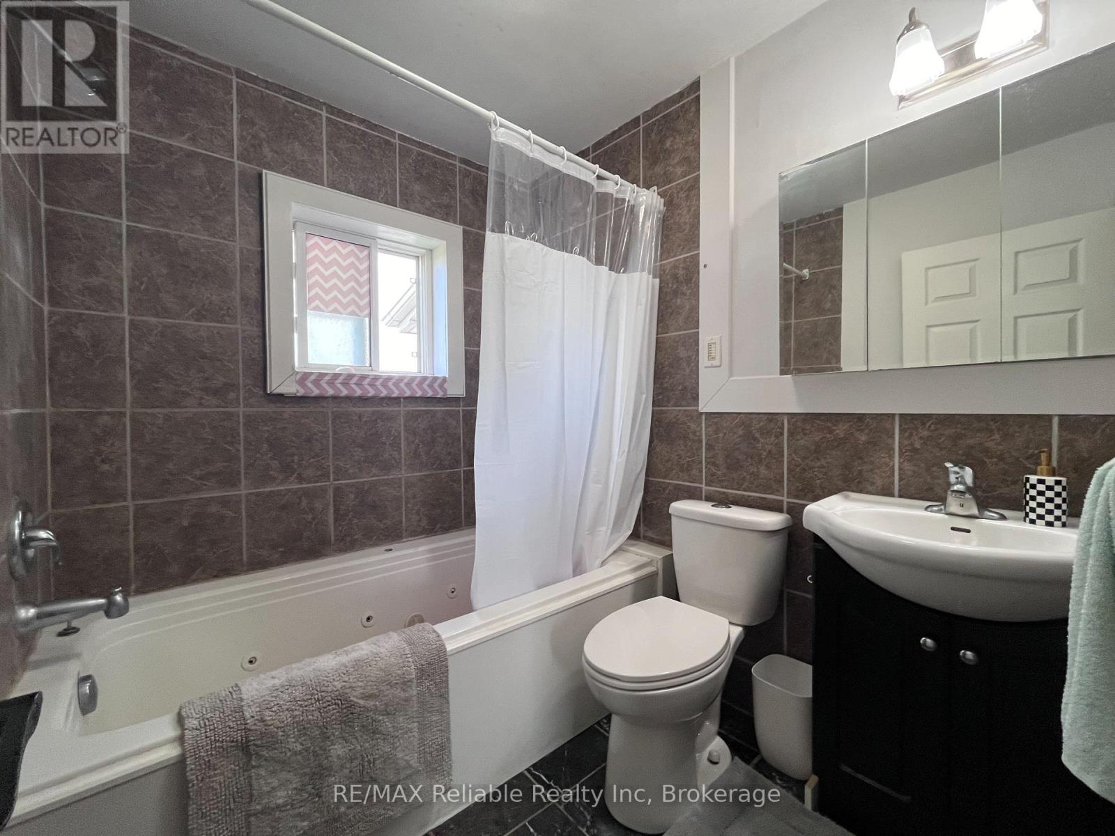 73730 Bluewater Highway, Bluewater, Ontario  N0M 2T0 - Photo 15 - X12225509