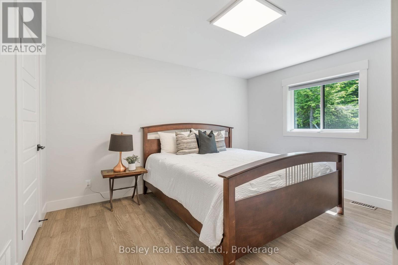 350107 Bayshore Road, Meaford, Ontario  N0H 1B0 - Photo 23 - X12225517
