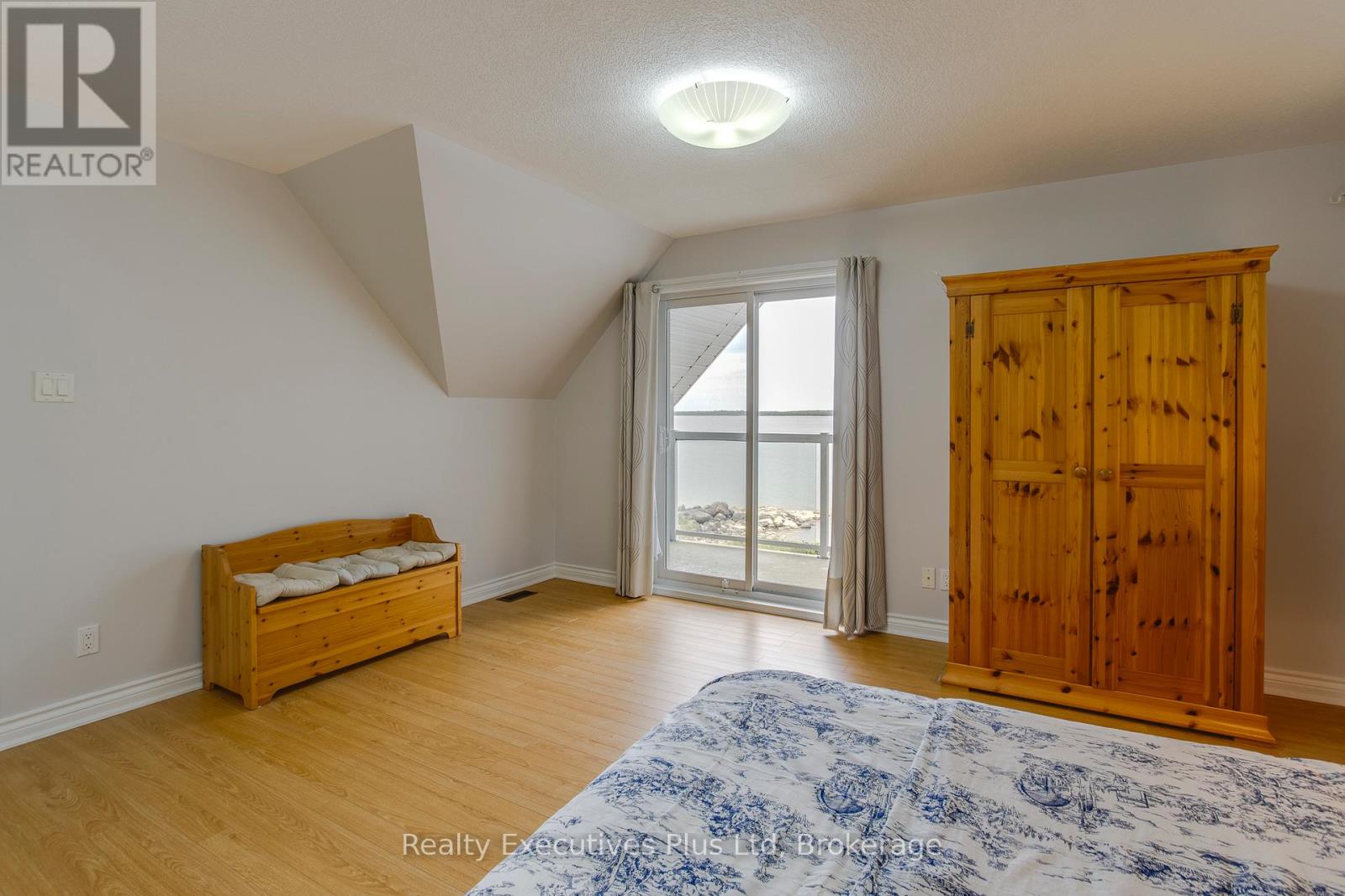 29 Iroquois Crescent, Tiny, Ontario  L9M 0C6 - Photo 24 - S12225586