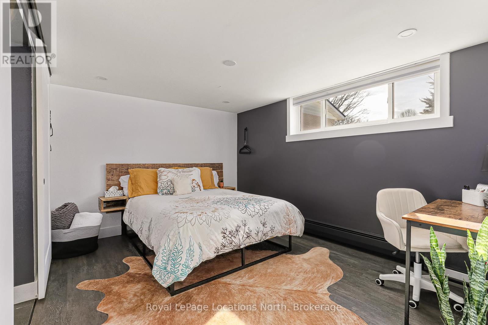 128 Montgomery Street, Meaford, Ontario  N4L 1C4 - Photo 32 - X12225614
