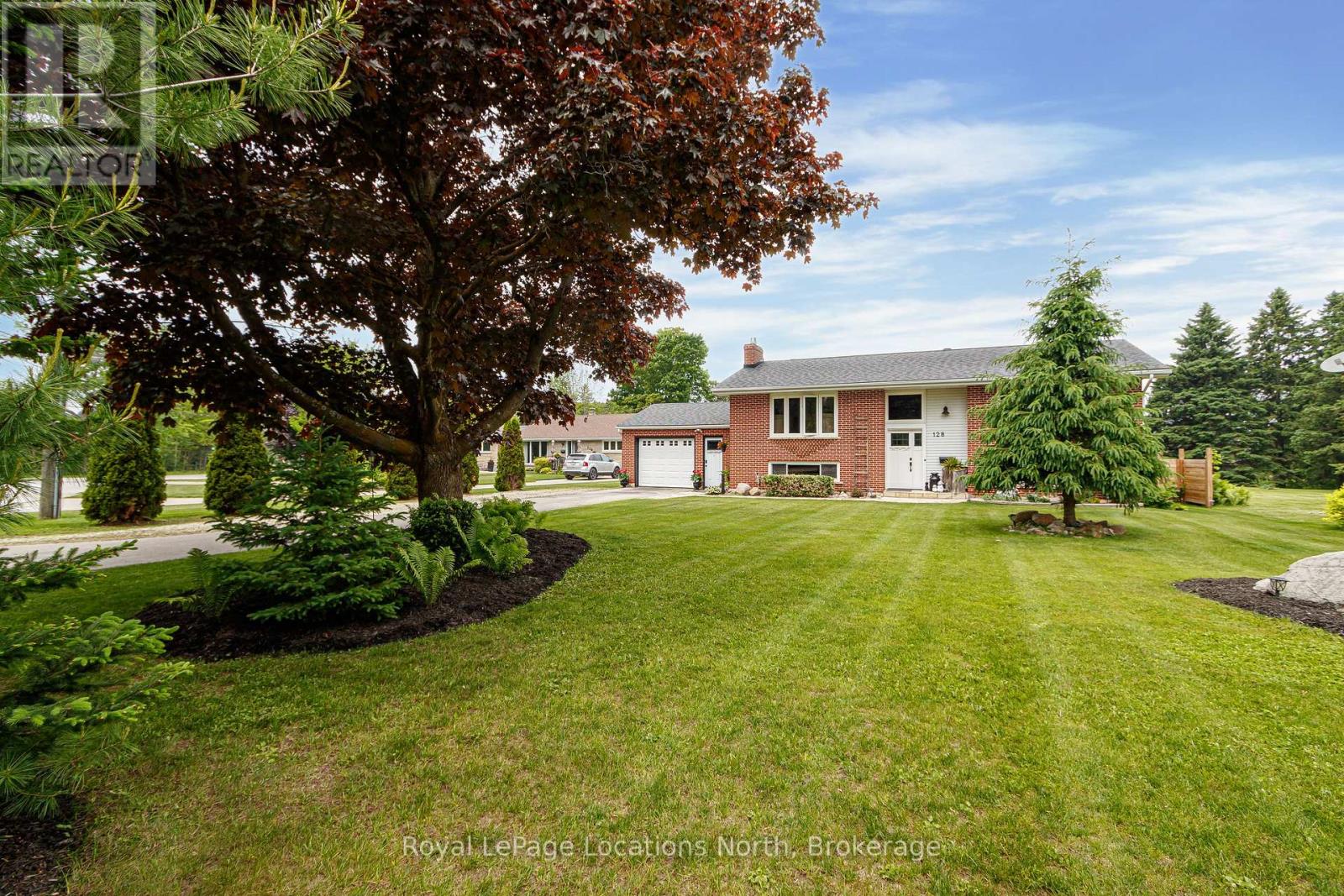 128 Montgomery Street, Meaford, Ontario  N4L 1C4 - Photo 49 - X12225614