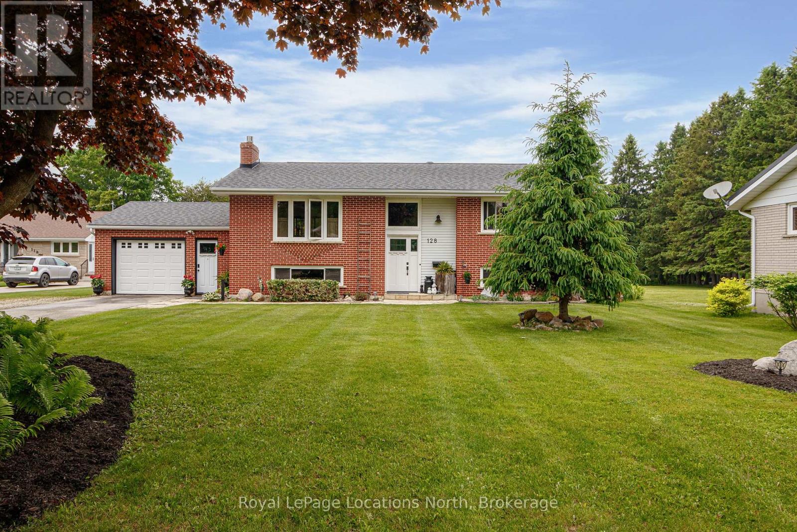 128 Montgomery Street, Meaford, Ontario  N4L 1C4 - Photo 50 - X12225614