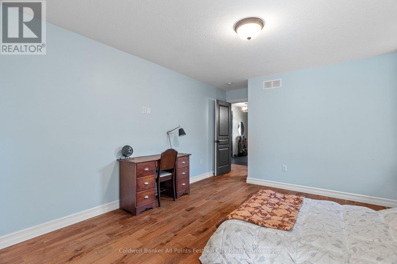 186 Hincks Street, Goderich, Ontario  N7A 3C8 - Photo 20 - X12225832