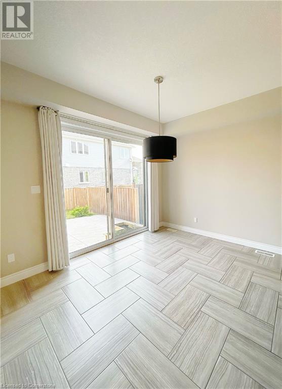 203 Carriage Way, Waterloo, Ontario  N2K 0C6 - Photo 15 - 40741496