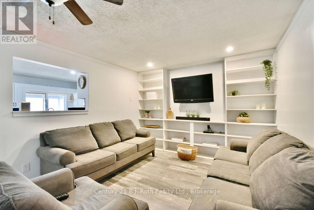 2286 Flos Ten Road E, Springwater, Ontario  L0L 1P0 - Photo 15 - S12225902