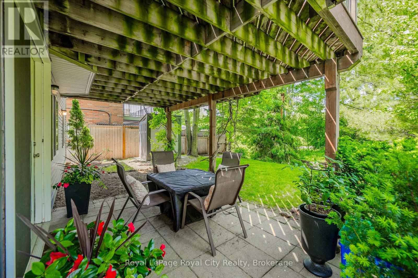 41 Munroe Crescent, Guelph, Ontario  N1G 5E5 - Photo 50 - X12225886