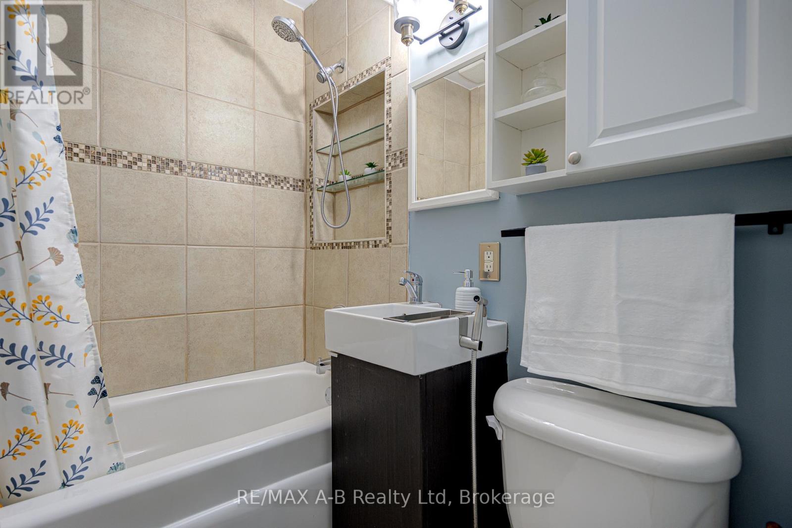 349 Nelson Street, Stratford, Ontario  N5A 2K7 - Photo 22 - X12225903