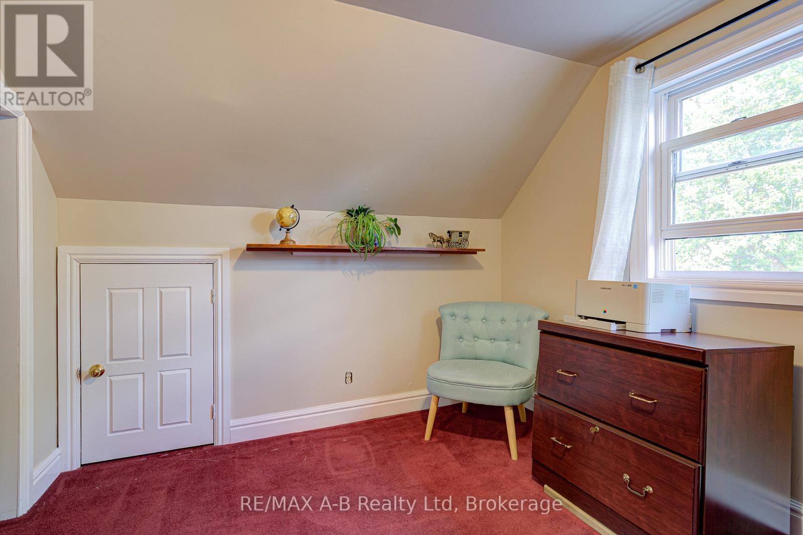 349 Nelson Street, Stratford, Ontario  N5A 2K7 - Photo 27 - X12225903