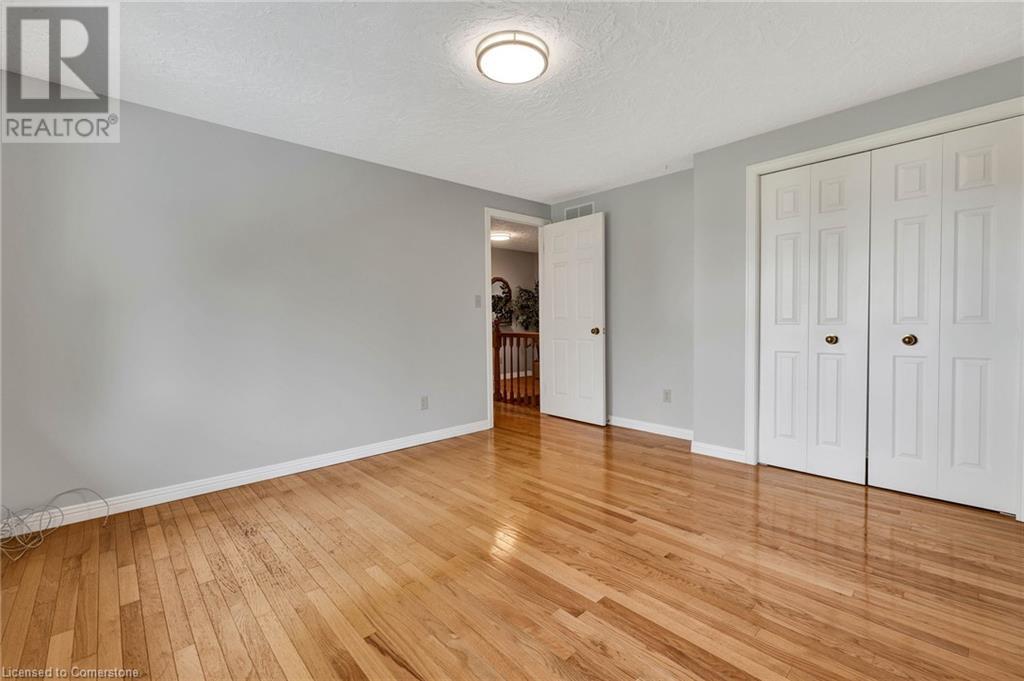 54 Burnt Ember Court, Kitchener, Ontario  N2A 3X4 - Photo 33 - 40742049