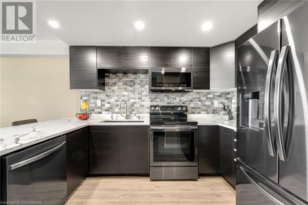 18 Holborn Court Unit# 602, Kitchener, Ontario  N2A 4A1 - Photo 1 - 40740762