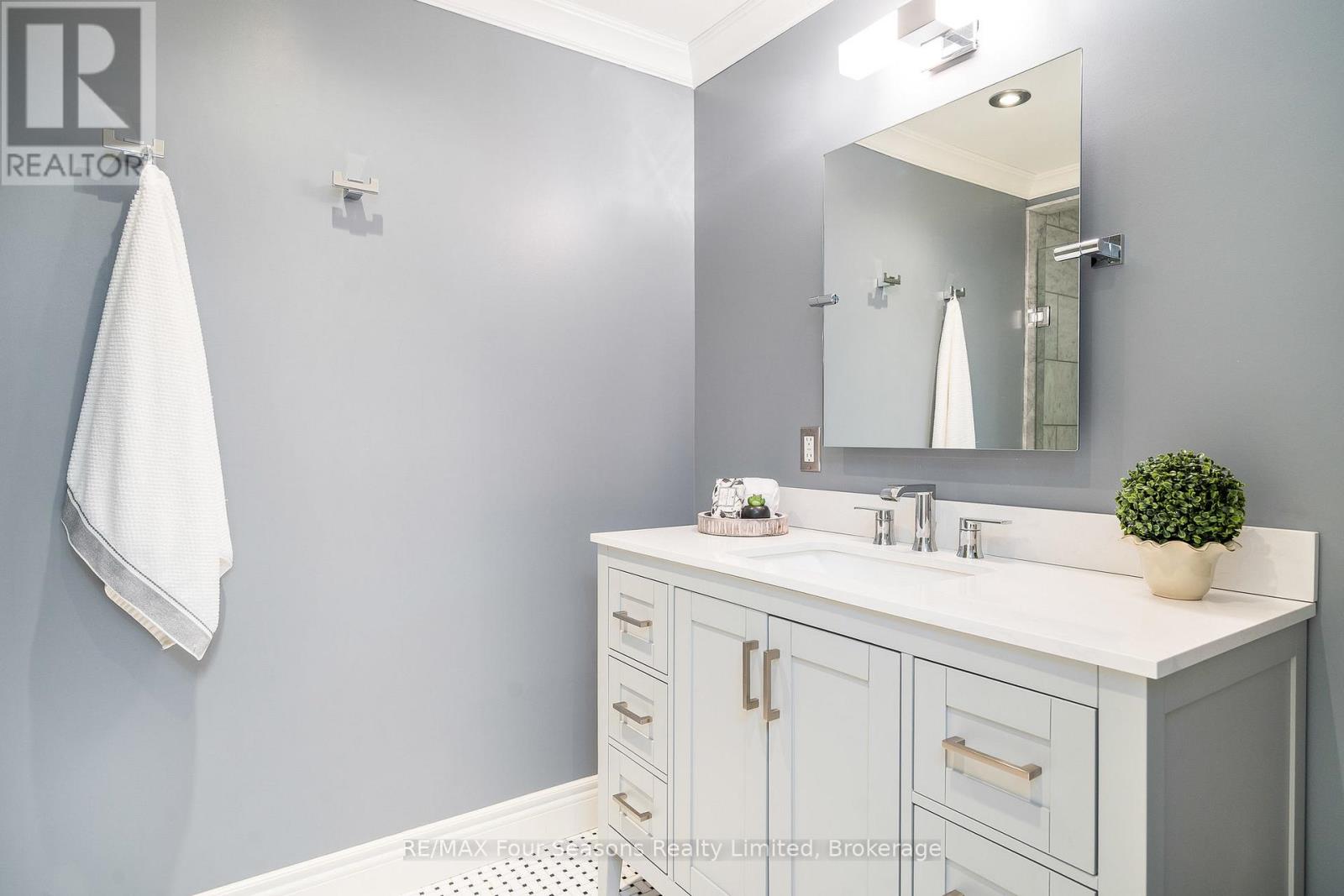 37 Chamberlain Crescent N, Collingwood, Ontario  L9Y 0C9 - Photo 26 - S12226129
