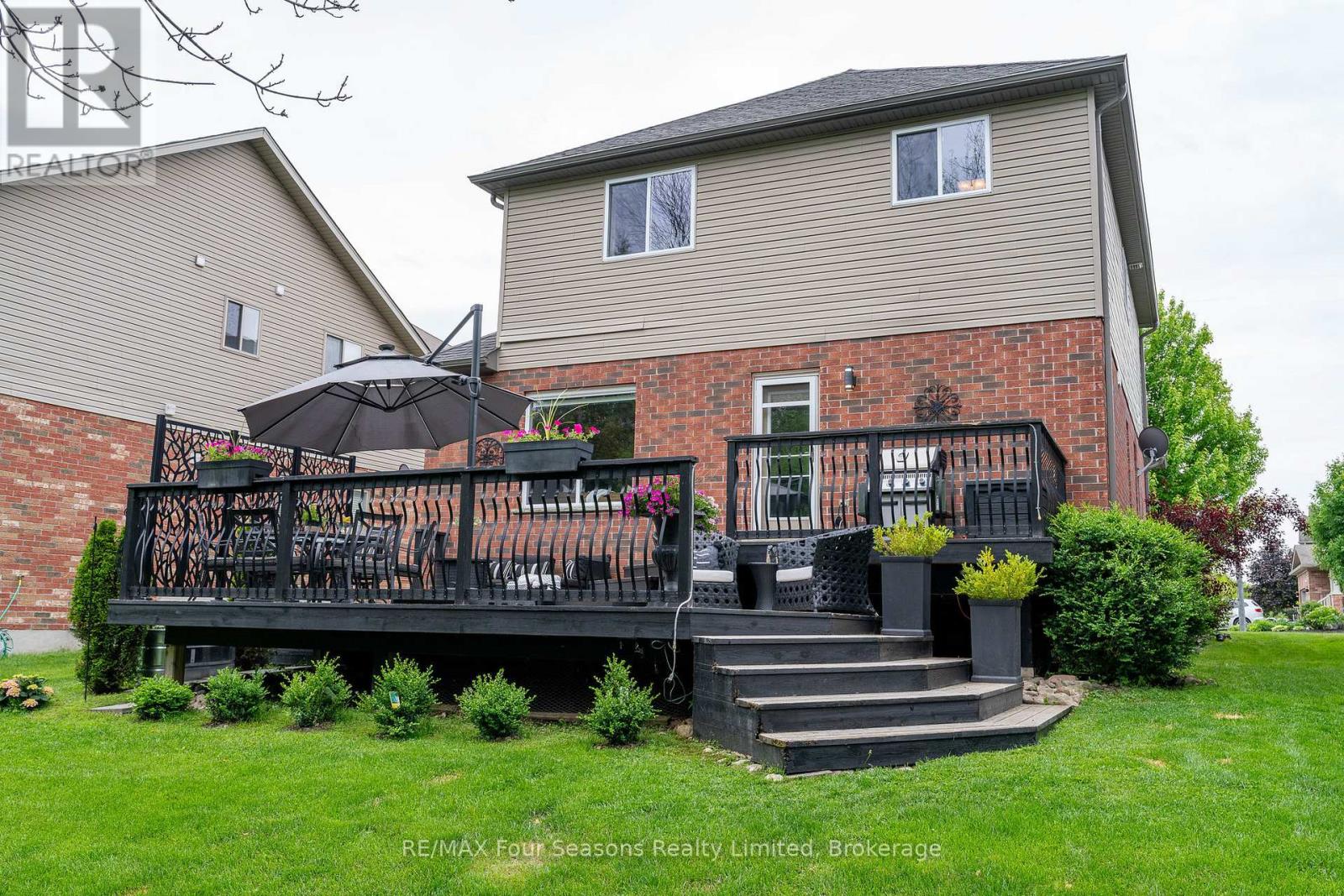 37 Chamberlain Crescent N, Collingwood, Ontario  L9Y 0C9 - Photo 33 - S12226129