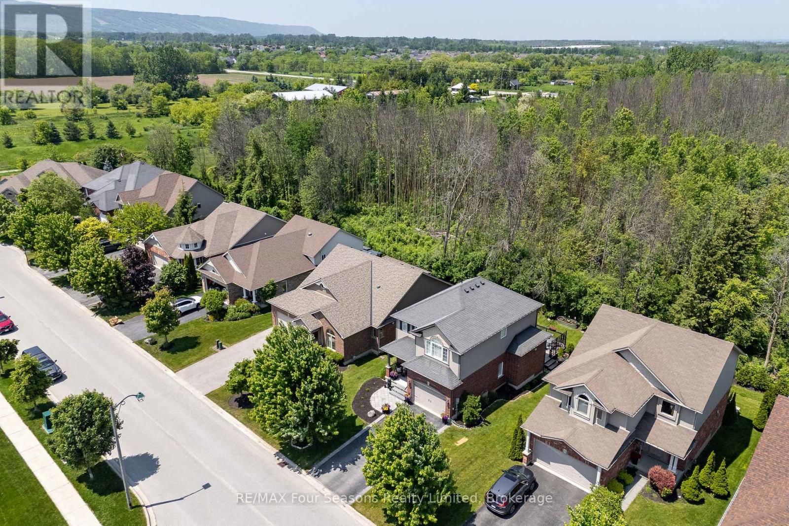 37 Chamberlain Crescent N, Collingwood, Ontario  L9Y 0C9 - Photo 41 - S12226129